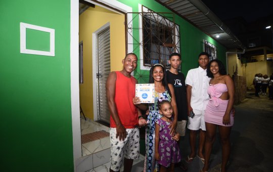 Programa Morar Melhor entrega 251 casas reformadas em Sussuarana