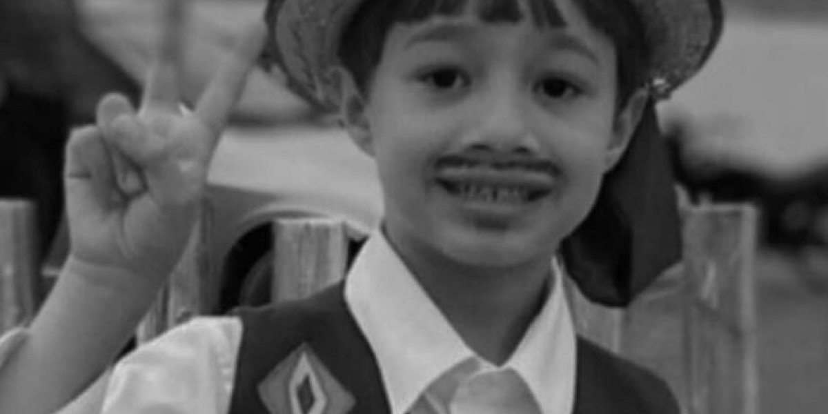 Criança de 8 anos morre após descarga elétrica em praça pública na Bahia