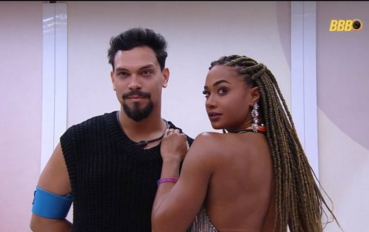 BBB 25: Aline desabafa com Vinícius sobre estratégias e risco de ser eliminada