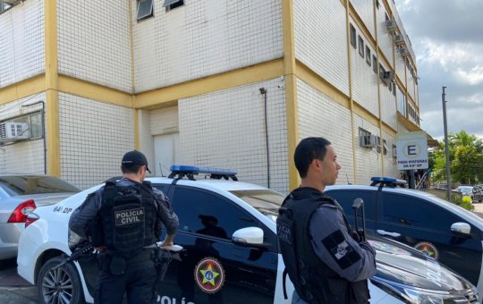 Esposa de foragido do Baralho do Crime é presa em operação conjunta entre BA e RJ