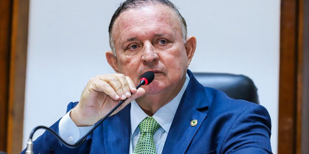 Adolfo Menezes consolida favoritismo para reeleição na Assembleia Legislativa da Bahia