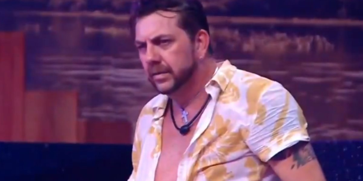 BBB 25: Edy toma susto ao ver filha Raissa sensualizando em festa