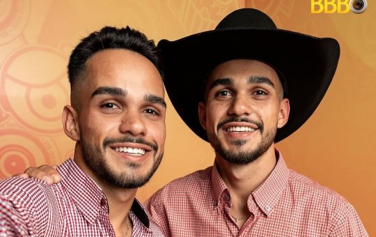 BBB 25: Gemêos criticam o Funk na festa: 'Isso não é música, não, moço!'