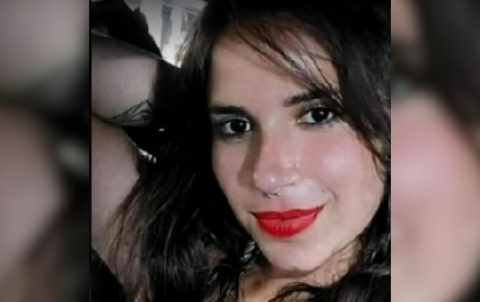 Jovem baleada por policiais rodoviários fala pela primeira vez após 31 dias entubada