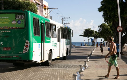 Linhas de ônibus que estavam suspensas começam a ser retomadas em Salvador