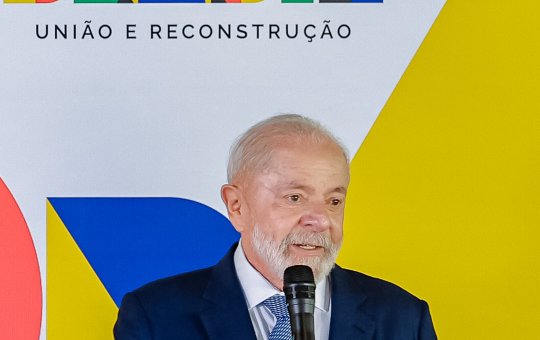 Lula é liberado para viagem e atividades físicas