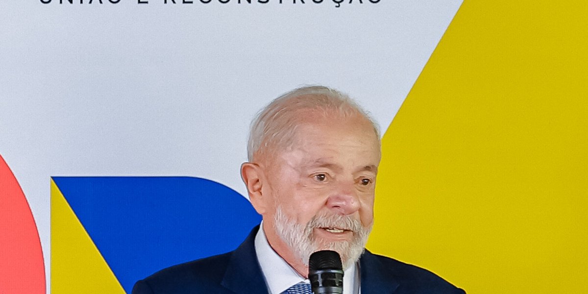 Lula é liberado para viagem e atividades físicas