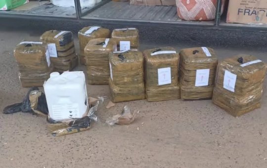 Carga de ácido altamente perigoso é apreendida em ônibus na Bahia