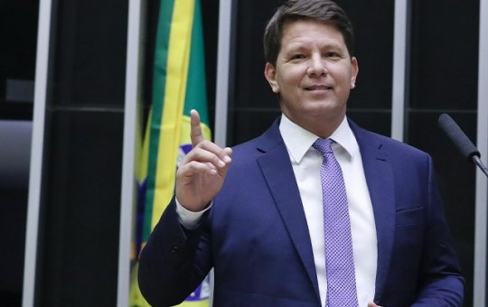 Deputado e ex-ministro de Bolsonaro afirma que “Ainda estou aqui” é uma “peça comunista”