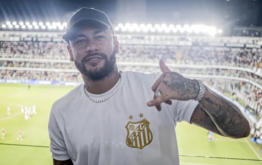 Neymar rompe contrato com o Al-Hilal e pode assinar com o Santos