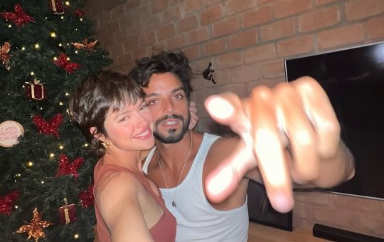 Agatha Moreira defende namorado após ele assumir bissexualidade