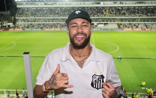 Presidente do Santos anuncia a chegada de Neymar