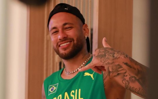 Com retorno confirmado ao Brasil, Neymar compartilha foto de mudança e brinca: "Muito ruim arrumar mala" 