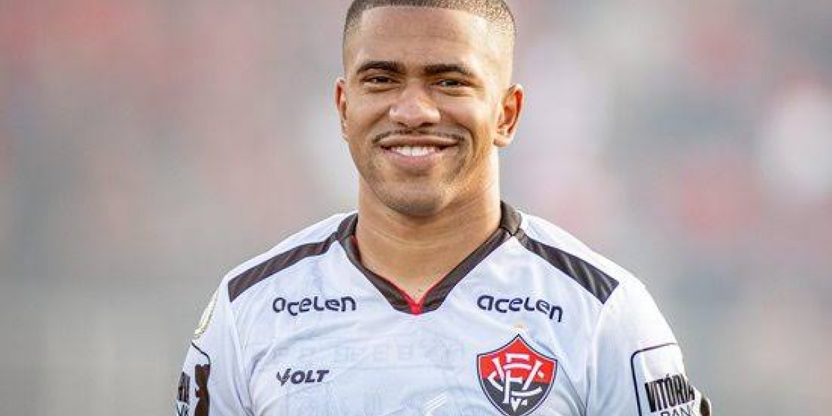 Lucas Esteves acionou CNRD para deixar o Vitória, afirma jornalista