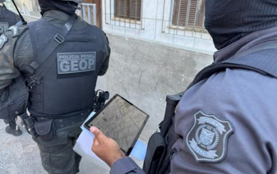 Polícia Penal realiza fiscalização de usuários de tornozeleira eletrônica no Nordeste de Amaralina