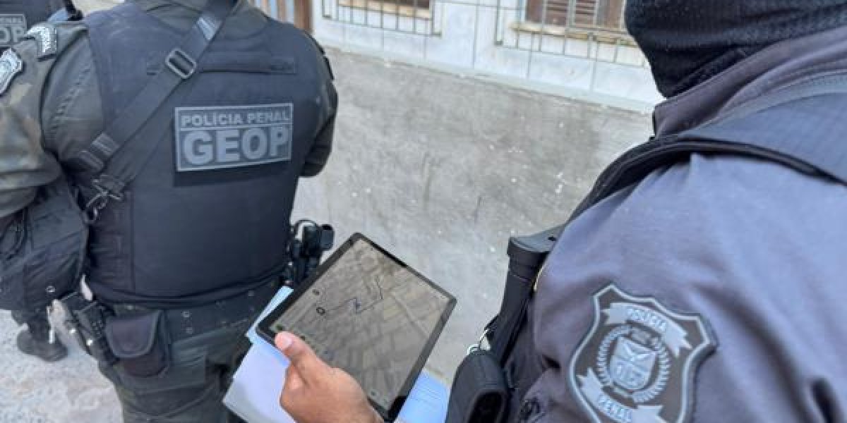 Polícia Penal realiza fiscalização de usuários de tornozeleira eletrônica no Nordeste de Amaralina