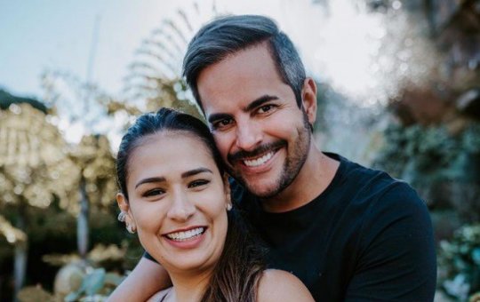 Kaká Diniz surpreende Simone Mendes com gesto romântico após cirurgia