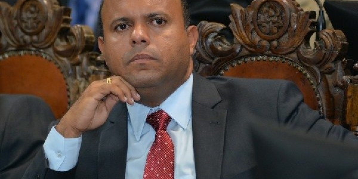 Kiki Bispo elogia trabalho da Defesa Civil na prevenção às chuvas de Salvador: "órgão extremamente qualificado"