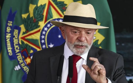 Lula critica falta de responsabilidade no tombamento de patrimônio após desabamento de igreja em Salvador