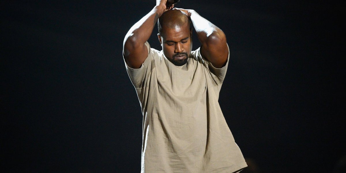 Kanye West faz postagens polêmicas e choca internet