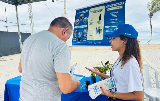 Limpurb realiza mais uma edição do projeto "A onda é preservar"