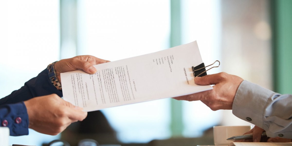 Funcionário é demitido por não querer assistir culto evangélico após expediente