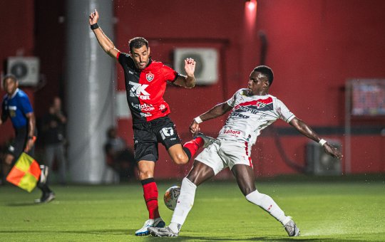 Vitória vence mais uma e garante ‘dormir’ no G2 do grupo da Copa do Nordeste