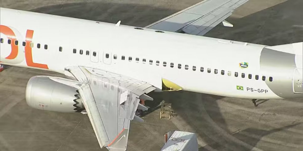 Avião e carro colidem durante decolagem no Aeroporto do Galeão