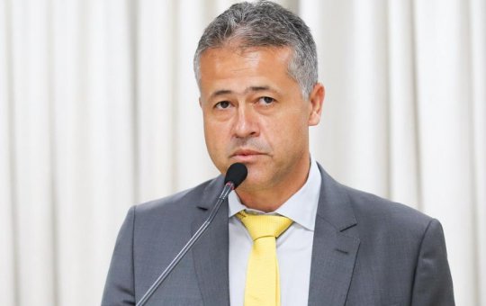 Alex da Piatã é reconduzido à presidência da Comissão de Saúde da ALBA