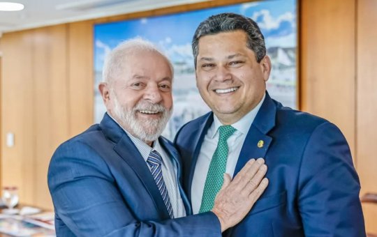 Lula viaja ao Amapá para entregar casas do Minha Casa Minha Vida ao lado de Alcolumbre