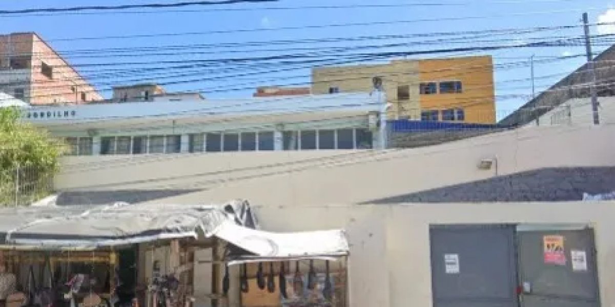 Escola em Salvador é invadida pela quarta vez e tem estoque furtado