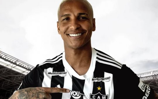 Deyverson se pronuncia sobre rumores de interesse do Vitória