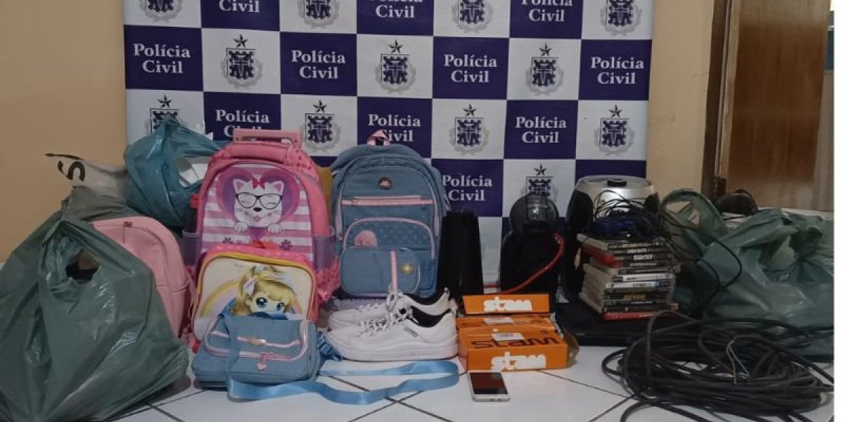Mulher é detida em flagrante roubando com filho de 12 anos na Bahia