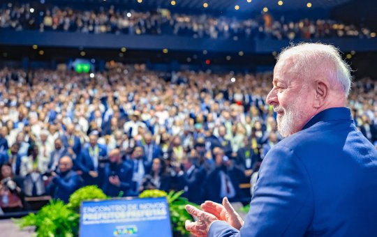 Presidente Lula 'alfineta' Donald Trump e afirma que americano faltará COP30
