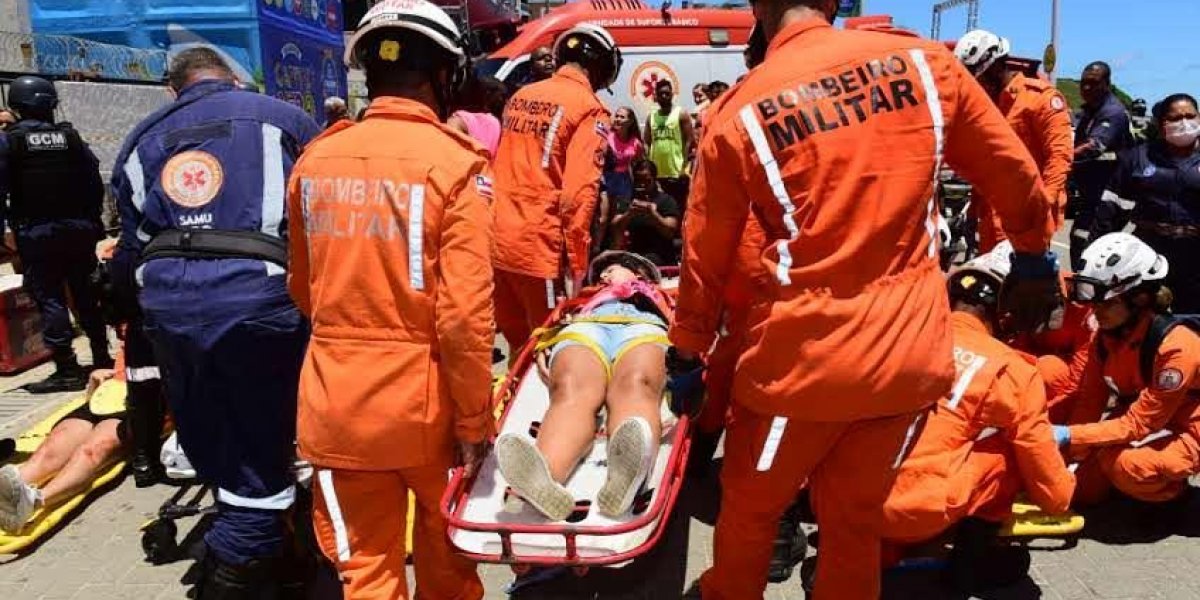 Simulado de atendimento com diversas vítimas é realizado com equipe que atuará no Carnaval