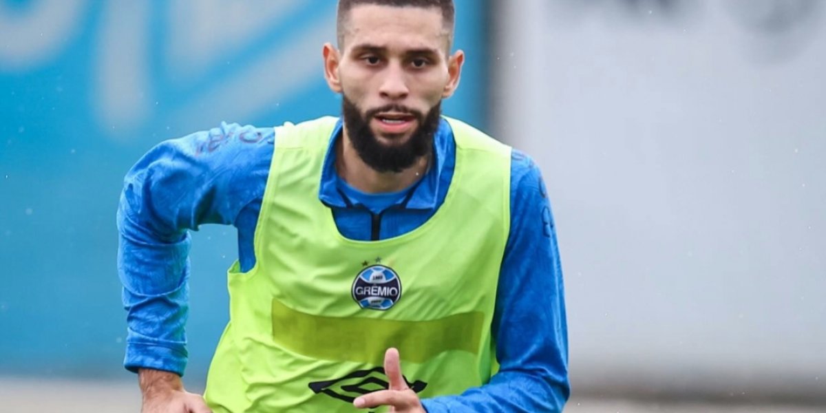 Wagner Leonardo 'alfineta' o Vitória durante apresentação no Grêmio