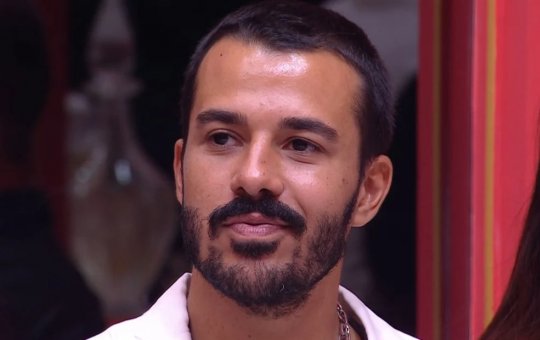 Mateus é o sétimo eliminado do BBB 25 com 65,3% dos votos