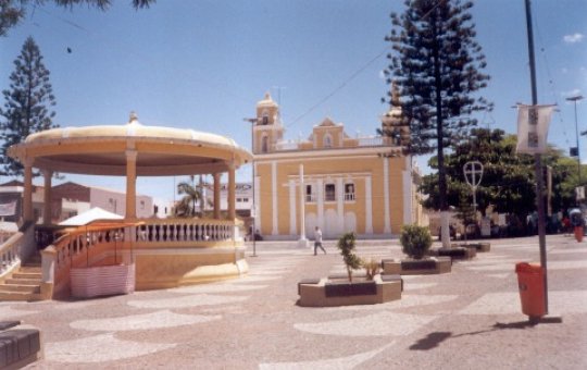 Homem invade igreja e rouba R$ 7,8 mil da Secretaria Paroquial em Conceição do Coité