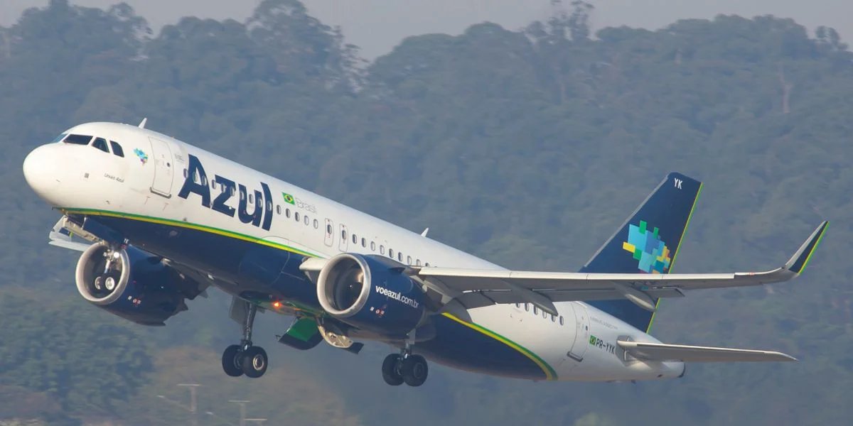 Azul suspende operações em 14 cidades do país