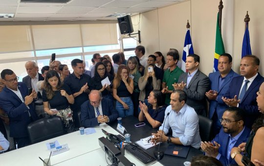 Bruno Reis fala sobre venda de licenças de ambulantes, "Extremamente proibido"