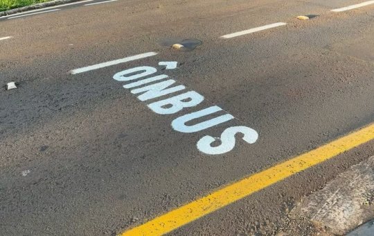 Prefeitura de Londrina vira piada após cometer 'gafe' em pintura na estrada