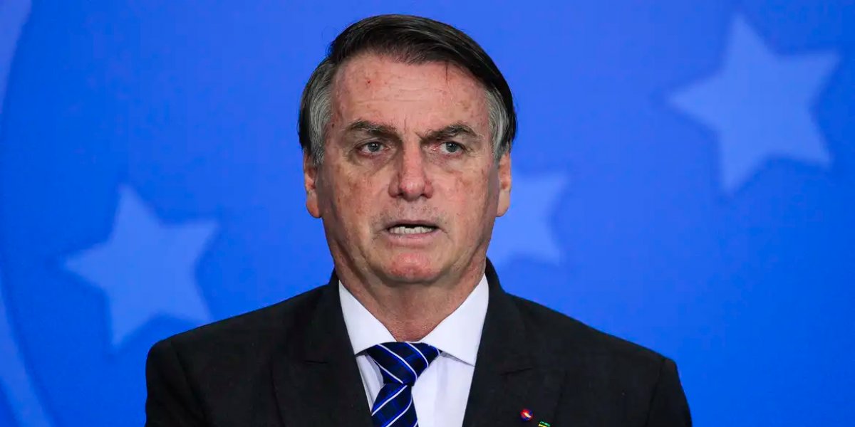 Bolsonaro associa atentados de 8 de Janeiro à esquerda
