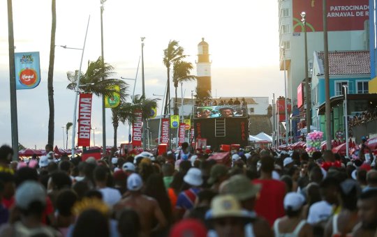 Confira a programação completa para a quinta-feira de Carnaval