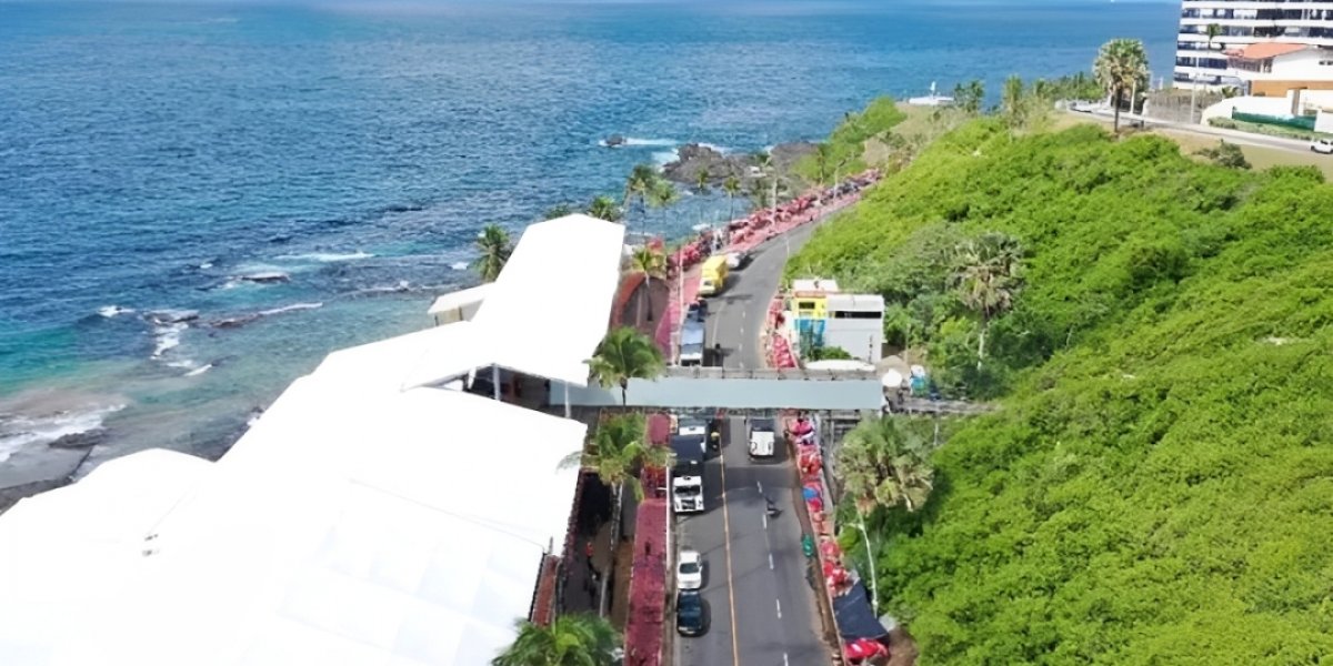 Passarela que da acesso aos camarotes no Carnaval de Salvador será interditada após decisão da justiça