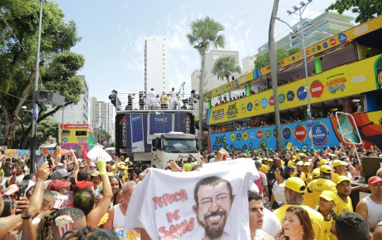 Confira a programação do Carnaval neste sábado (1)