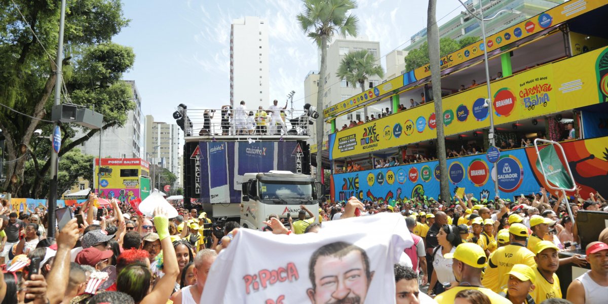 Confira a programação do Carnaval neste sábado (1)