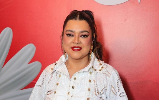 Preta Gil celebra retorno ao Carnaval de Salvador e recebe homenagem de Márcio Victor