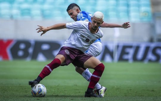 Bahia perde para o Jacuipense na Fonte Nova e sai em desvantagem na semifinal do Baianão