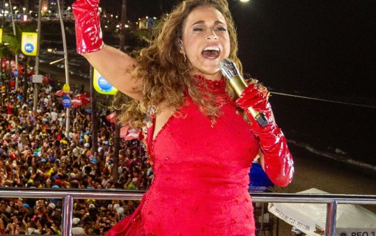 Momentos históricos e confusões: O Carnaval de Daniela Mercury
