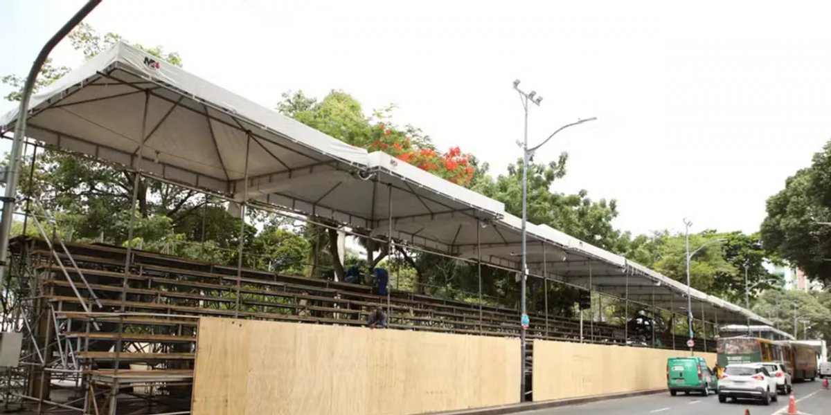 Estruturas do Carnaval devem ser desmontadas até 14 de março